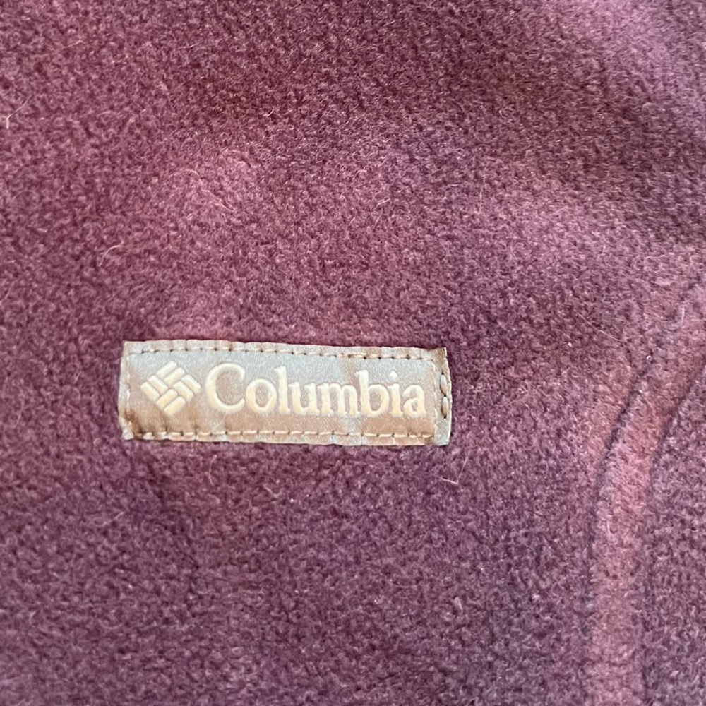Columbia- Zip- up Fleece Vest with pockets- Deep Purple- XL - Picture 4 of 7